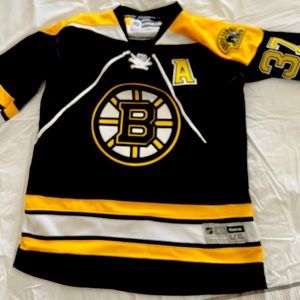 Boston Bruins Bergeron 37 Captain Jersey